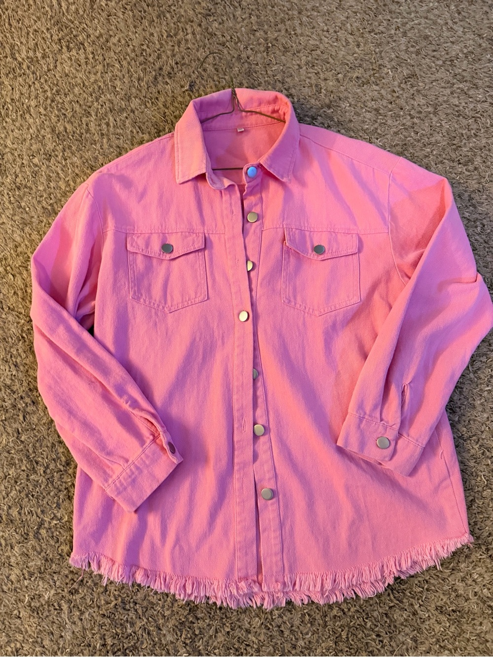 Women’s Pink Button-Front Shacket with Frayed Hem
